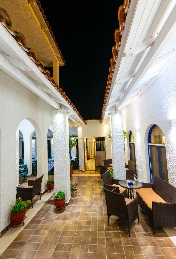 Hotel Elena Sívota Buitenkant foto
